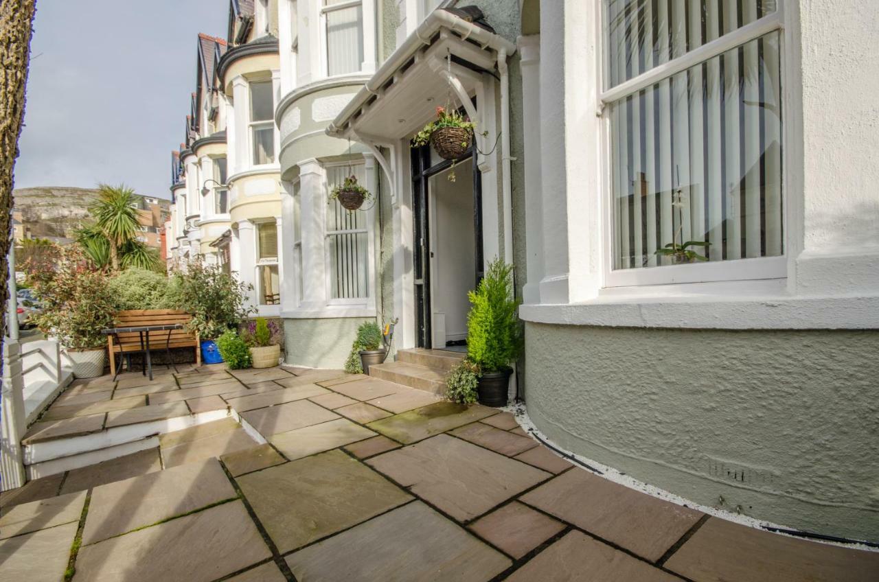 Cosy Llandudno Apartments Exterior photo